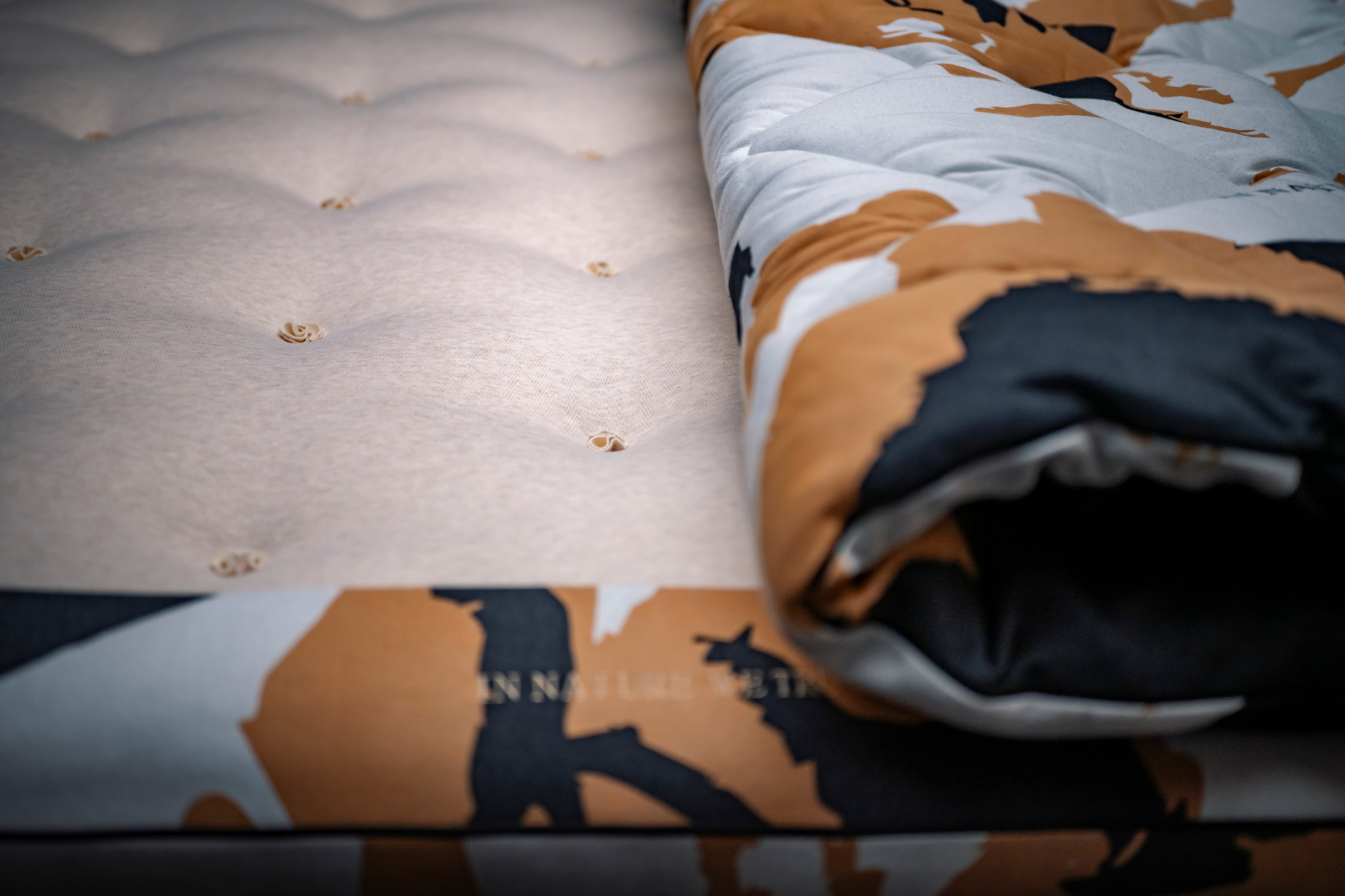 Horsehair mattress  小黄牛